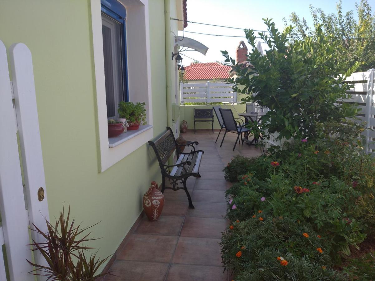 Granny'S Home Roussopoulio Экстерьер фото